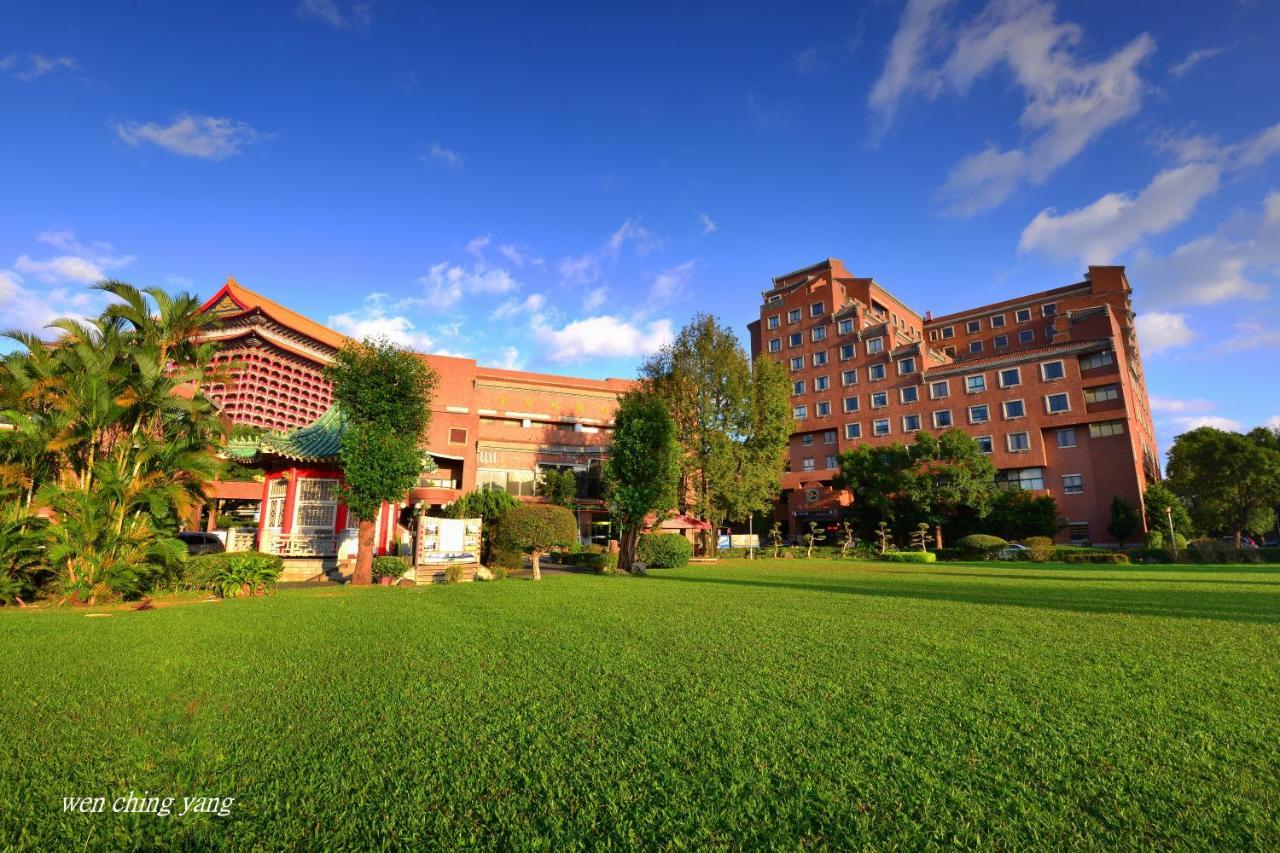 Chientan Youth Hotel Taipei Exteriör bild